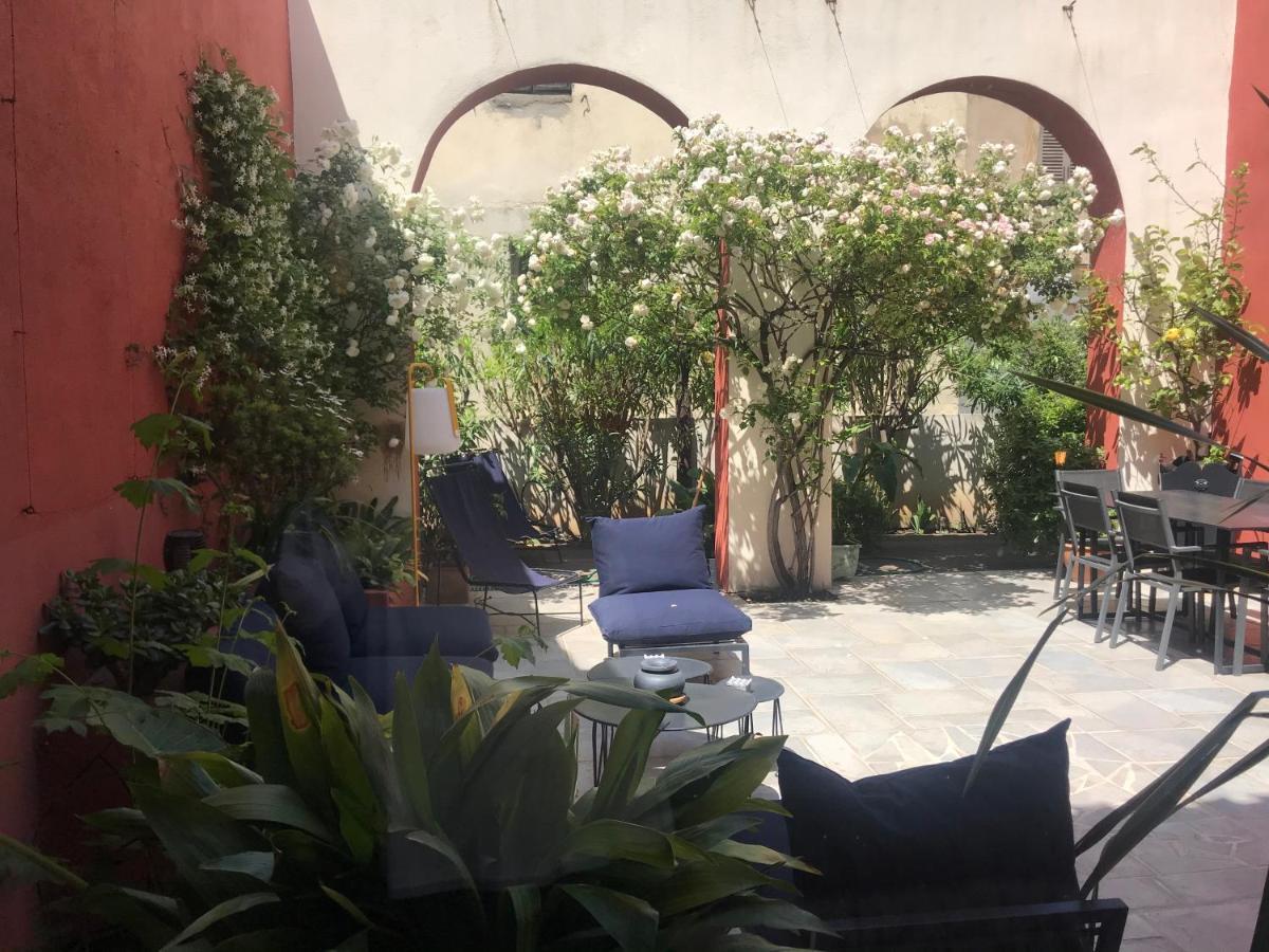 Les Chambres De L'Abbaye Marsiglia Esterno foto